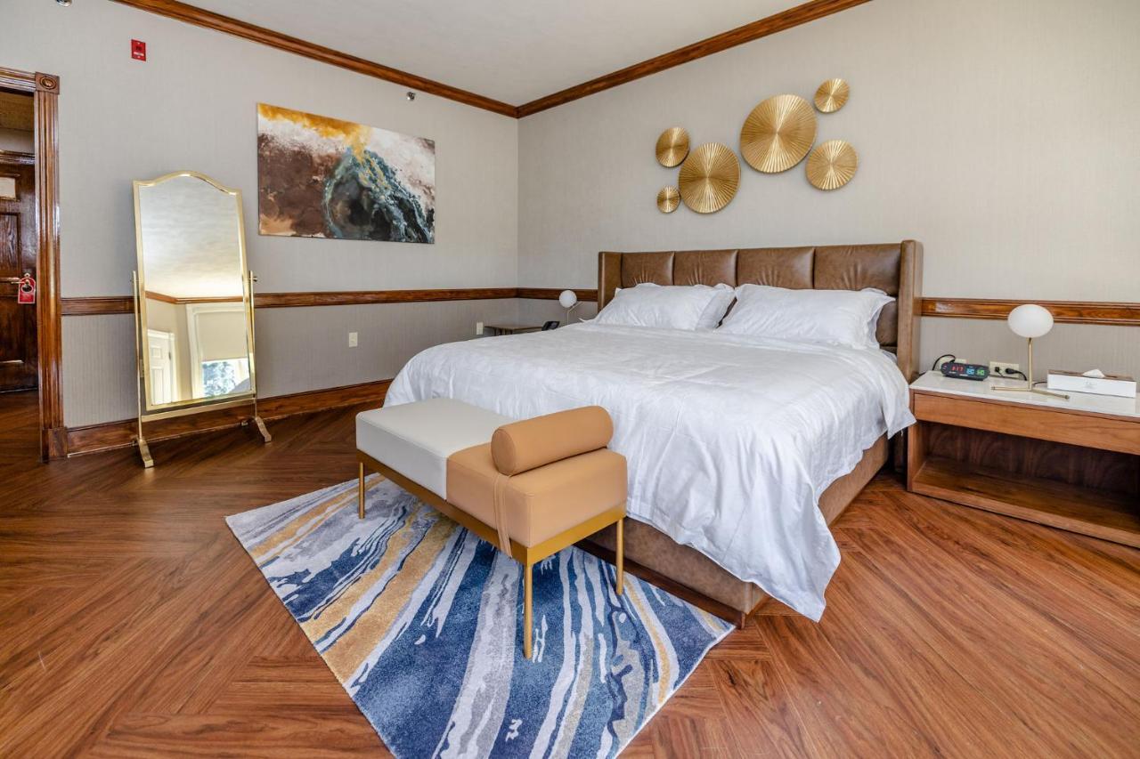 Chateau Merrimack Hotel & Spa Tyngsboro Eksteriør bilde